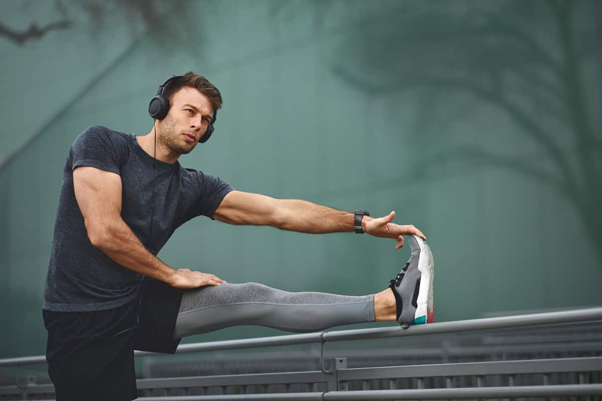 Jakie materiały najlepiej sprawdzają się w odzieży sportowej?