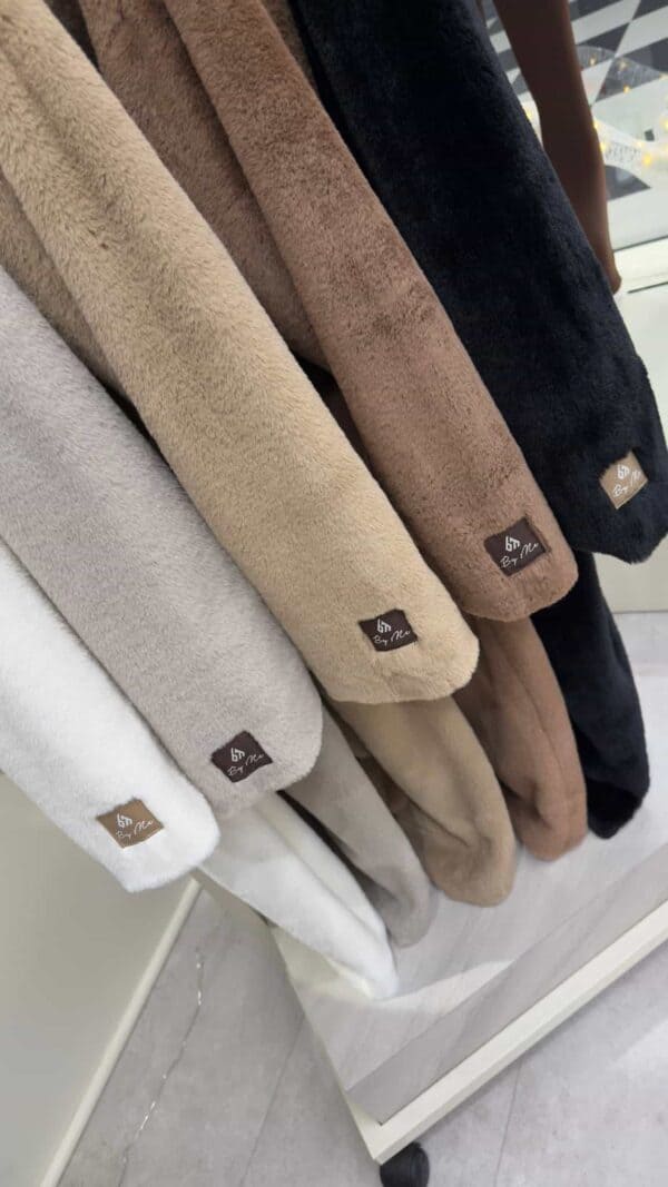 Płaszcz NOELLE – czarny Płaszcz NOELLE – czarny