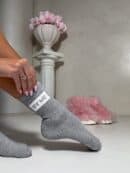 Skarpetki GUESSY – szare