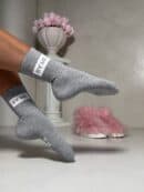 Skarpetki GUESSY – szare