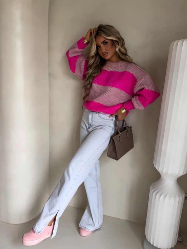 Sweter LEGEND pasy – jasny róż-fuksja