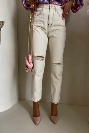 Jeansy MOM FIT HOLES – jasny beż Jeansy MOM FIT HOLES – jasny beż