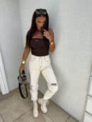 Jeansy MOM FIT HOLES – jasny beż Jeansy MOM FIT HOLES – jasny beż