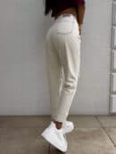 Jeansy MOM FIT HOLES – jasny beż Jeansy MOM FIT HOLES – jasny beż