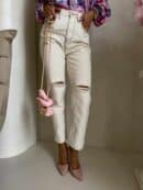 Jeansy MOM FIT HOLES – jasny beż Jeansy MOM FIT HOLES – jasny beż
