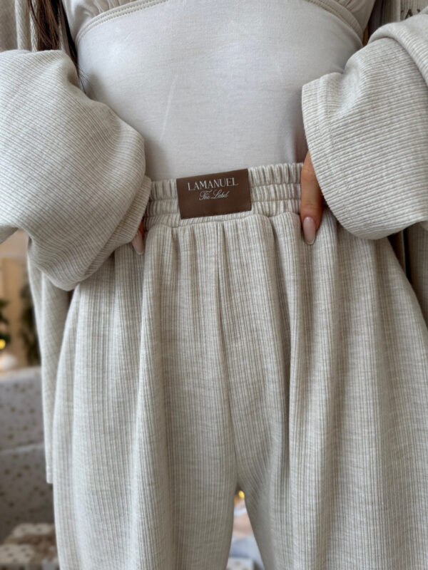 Spodnie LOOSE vanilla Spodnie LOOSE vanilla