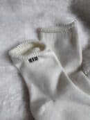 Skarpety PRESENT ecru