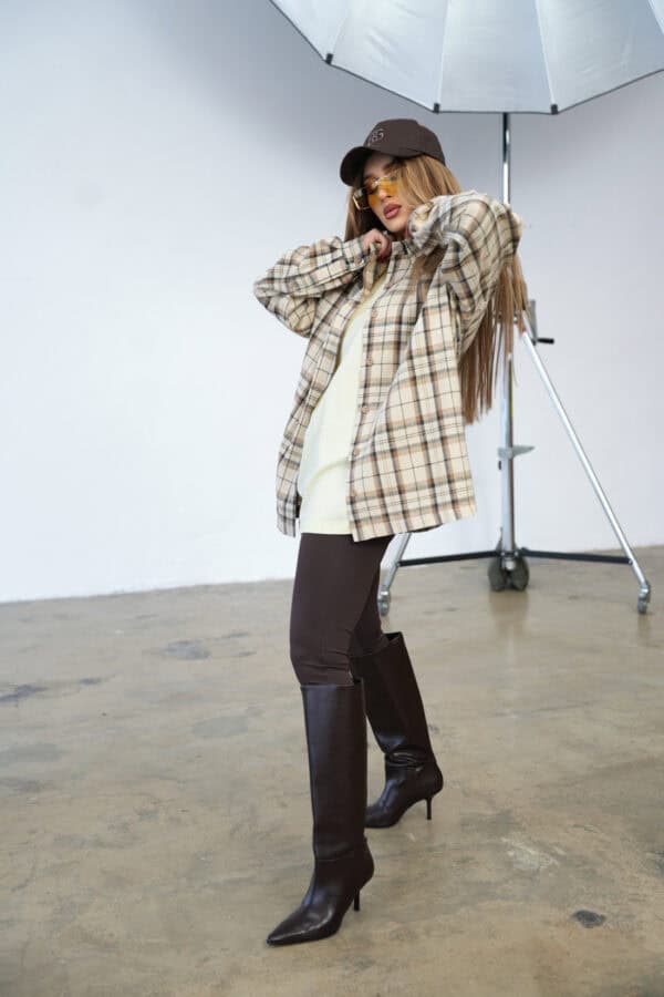 Koszula damska BG Pattern | piaskowy beż Koszula damska BG Pattern | piaskowy beż