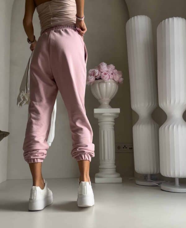 Spodnie dresowe CLASSIC - pudrowy róż Spodnie dresowe CLASSIC - pudrowy róż