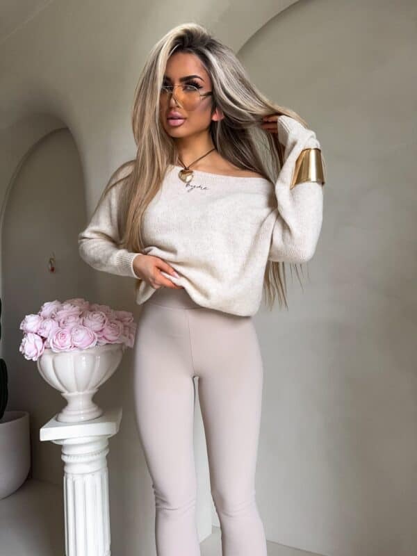 Sweter HERMES – jasny beż Sweter HERMES – jasny beż