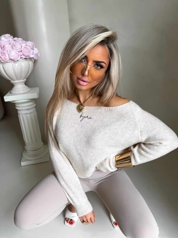 Sweter HERMES – jasny beż Sweter HERMES – jasny beż