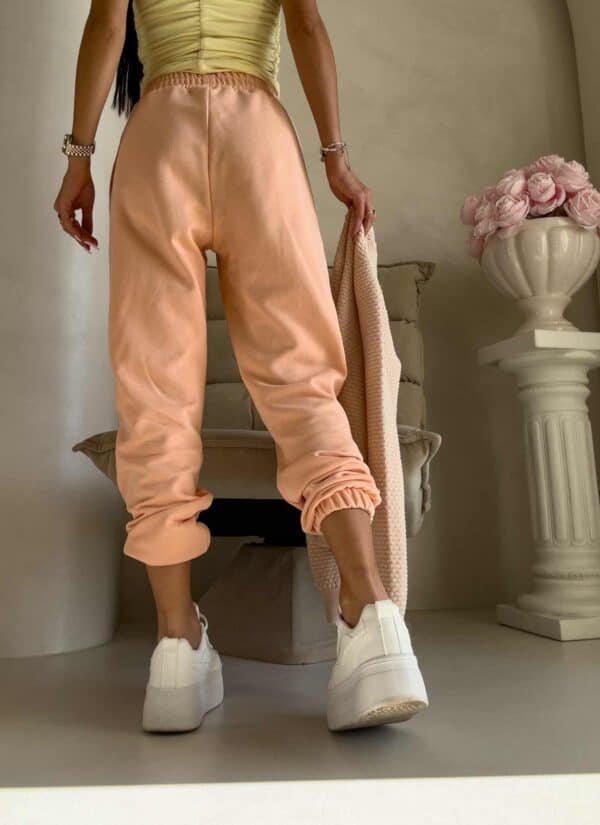 Spodnie dresowe CLASSIC - morelowe Spodnie dresowe CLASSIC - morelowe