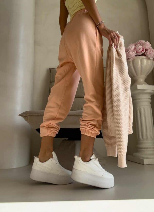 Spodnie dresowe CLASSIC - morelowe Spodnie dresowe CLASSIC - morelowe