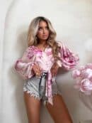 Bluzka KAIRA print piwonia – pudrowy róż