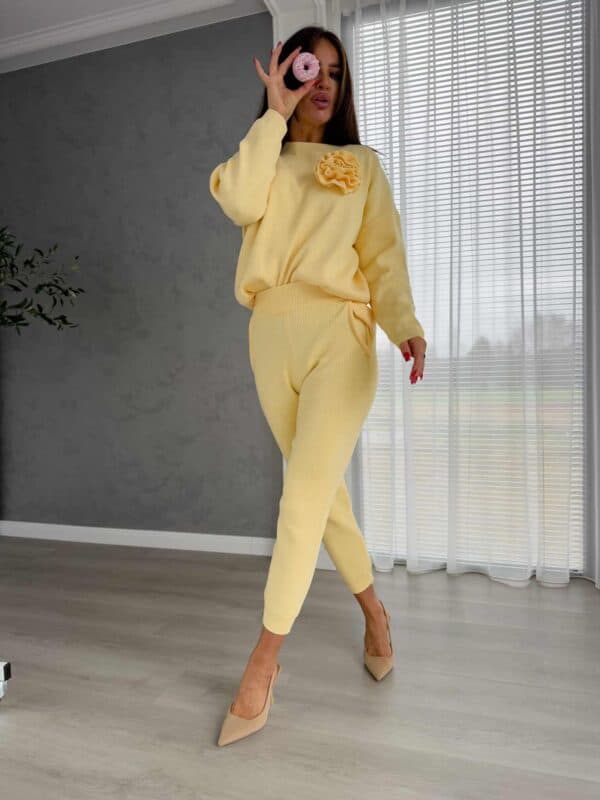 Komplet DELANI LONG – bananowy