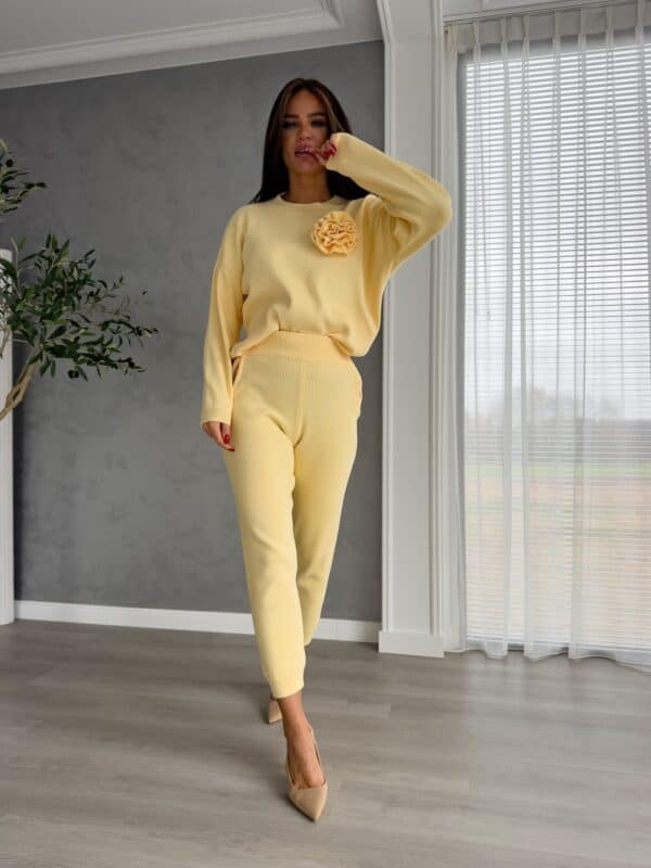 Komplet DELANI LONG – bananowy