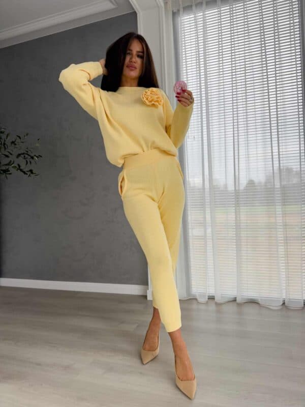 Komplet DELANI LONG – bananowy