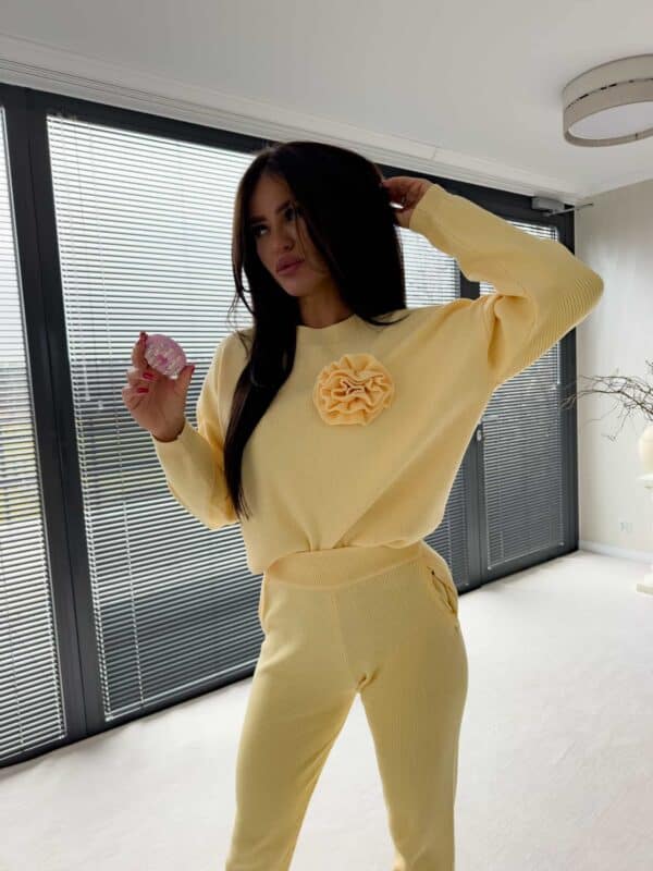 Komplet DELANI LONG – bananowy