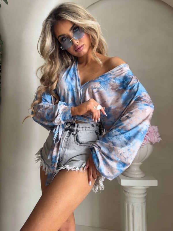 Bluzka KAIRA print ornament – blue