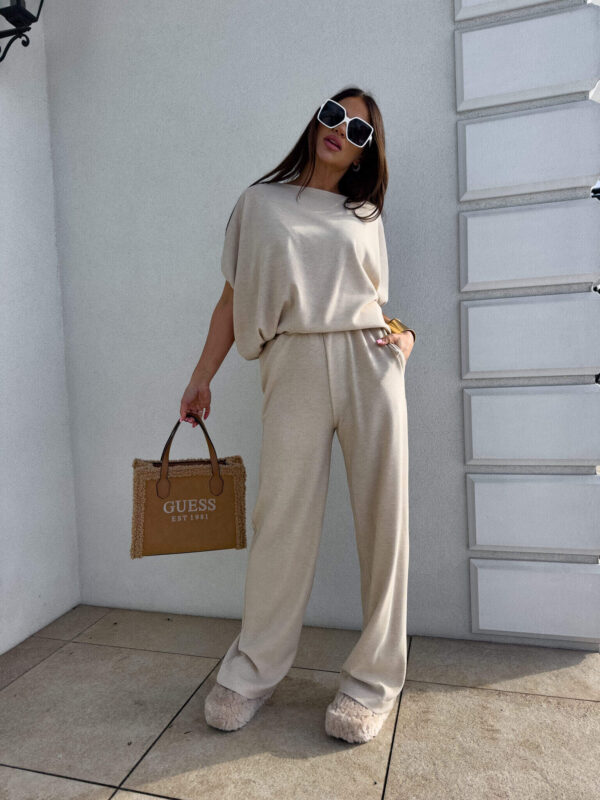 Komplet LUXE prążek – jasny beż