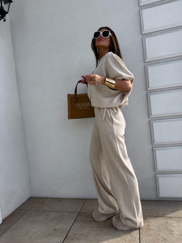 Komplet LUXE prążek – jasny beż