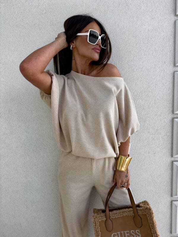 Komplet LUXE prążek – jasny beż