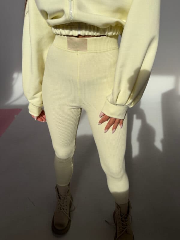 Legginsy DOLL cytryna Legginsy DOLL cytryna