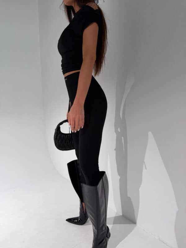 Legginsy CHAOS czarne Legginsy CHAOS czarne