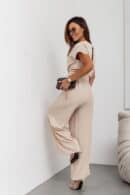 Kombinezon damski Hanna z szerokimi nogawkami złoty pasek beż