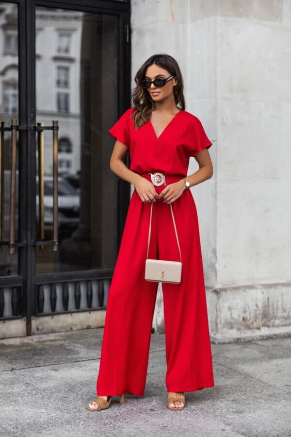 Kombinezon damski Hanna z szerokimi nogawkami złoty pasek czerwony