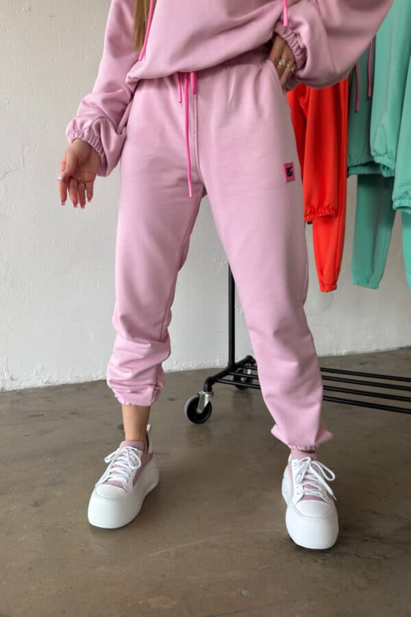 Dres damski BG Kolo | pastelowy róż Dres damski BG Kolo | pastelowy róż