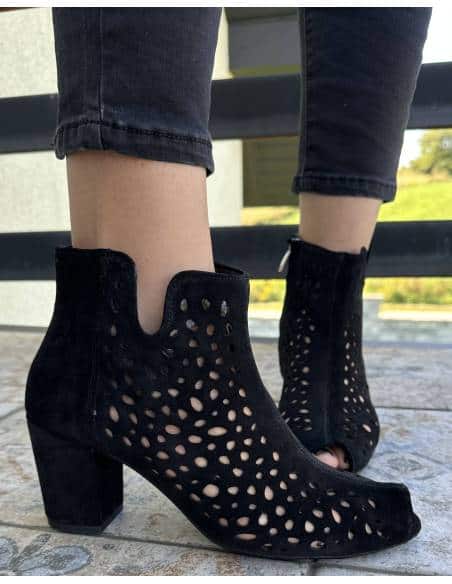 Botki ażur czarne zamsz Exquisite 1184 Botki ażur czarne zamsz Exquisite 1184