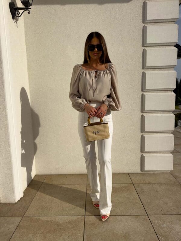 Bluzka LAURA – beżowa