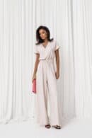 Kombinezon damski Hanna z szerokimi nogawkami złoty pasek beż