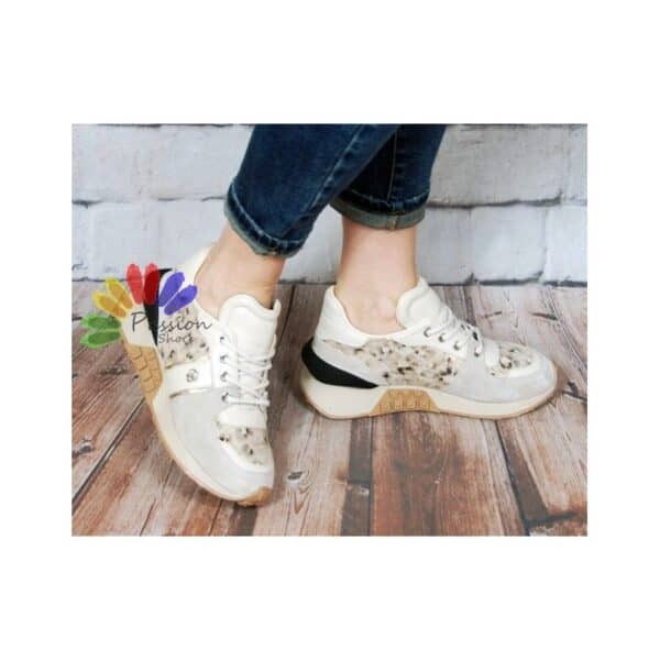 Trampki Boccato 272.402 śmietankowe