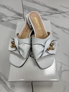 Klapki damskie Boccato 719.209 białe