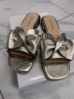 Klapki damskie Boccato 719.202 złoty