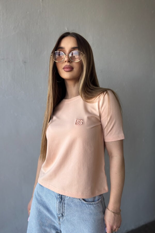 T-Shirt damski BG Sample | morela T-Shirt damski BG Sample | morela