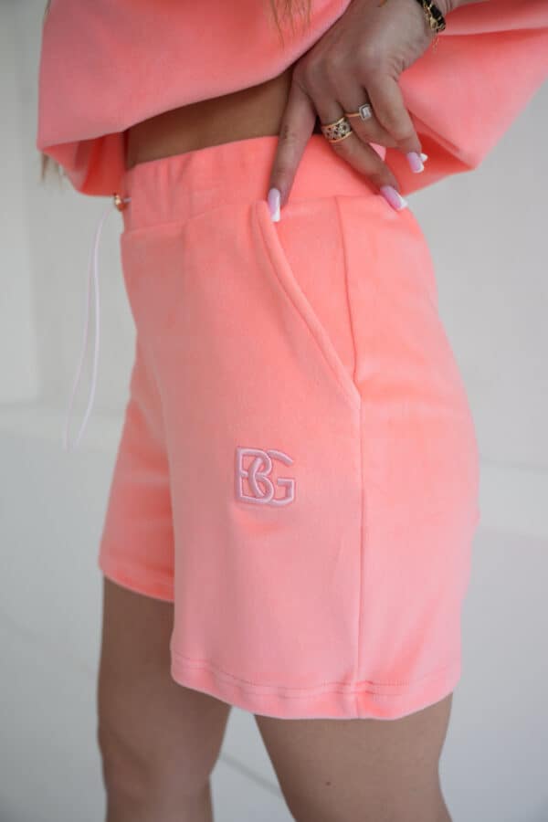 Szorty welurowe damskie BG Mave | morela