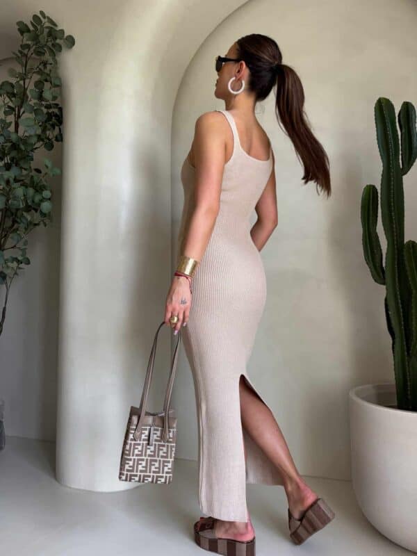 Sukienka NADI - ciemny beż