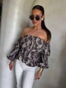 Bluzka hiszpanka MISS print ornament – kawowy Bluzka hiszpanka MISS print ornament – kawowy