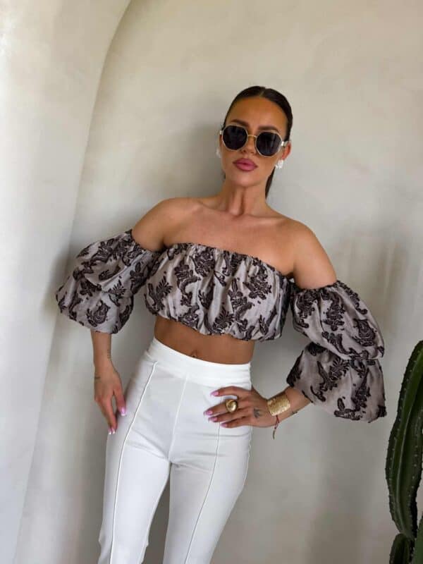 Bluzka hiszpanka MISS print ornament – kawowy Bluzka hiszpanka MISS print ornament – kawowy