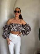 Bluzka hiszpanka MISS print ornament – kawowy Bluzka hiszpanka MISS print ornament – kawowy