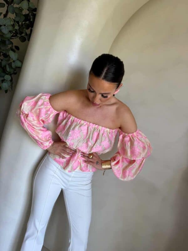 Bluzka hiszpanka MISS print ornament – różowy