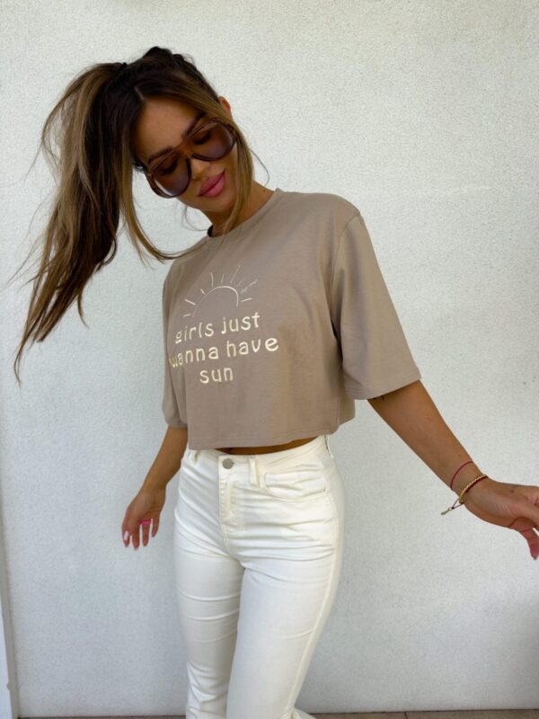 T-shirt HAVE SUN – ciemny beż