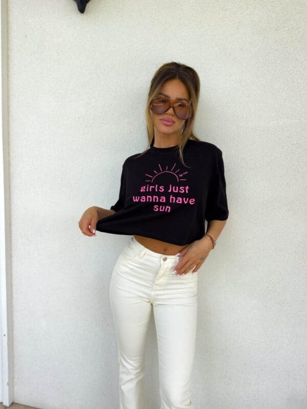 T-shirt HAVE SUN – czarny