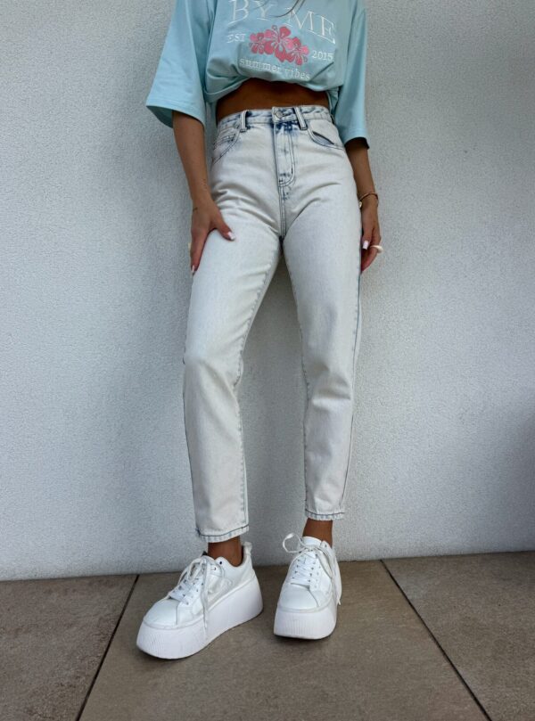 Jeansy MOM FIT – light blue Jeansy MOM FIT – light blue
