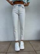 Jeansy MOM FIT – light blue Jeansy MOM FIT – light blue